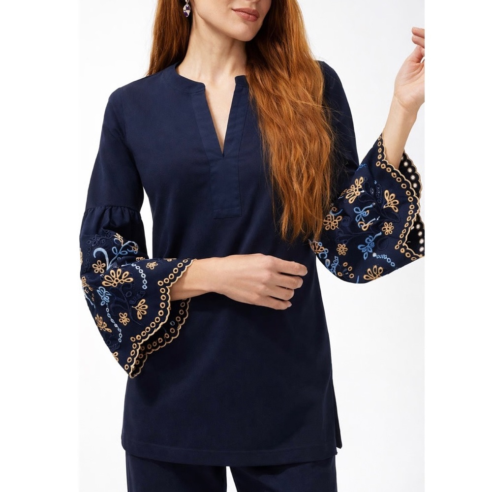 Chico’s Embroidered Bell Sleeve Navy V Neck Blouse Top Floral Eyelet Boho